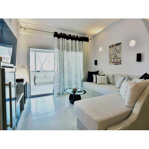 Kamari Loft - Santorini Luxury Apartment