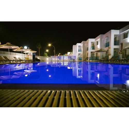 Kaos Hotel Apartments