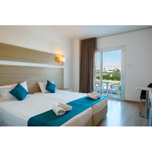 Kapetanios Bay Hotel Protaras