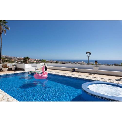 KARAT Villa La Armonia