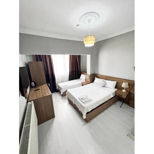 Karhal Hotel