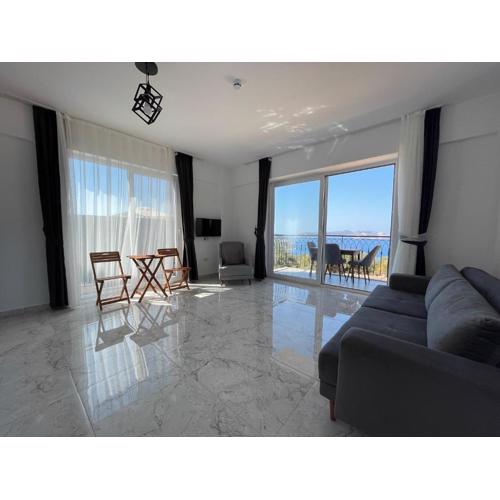 Kaş Eylül Suit Apart Sakura