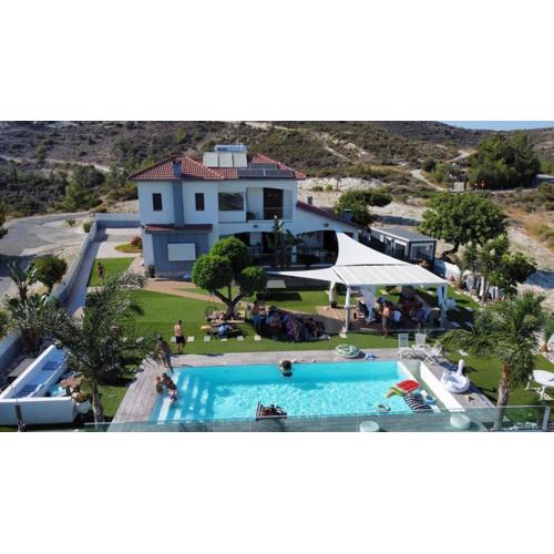 Kasparis View Residence