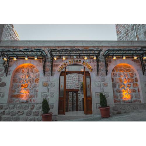 Kasr-i Divan Hotel