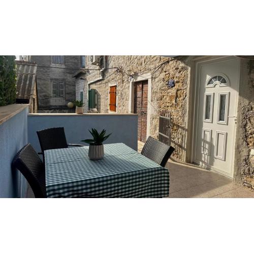 Kastel Apartments