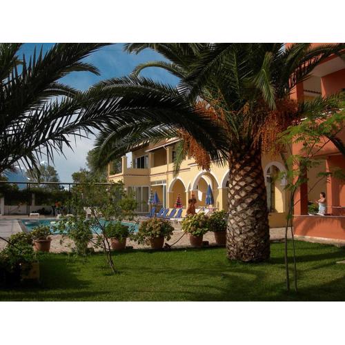 Katerina Pool Apartments