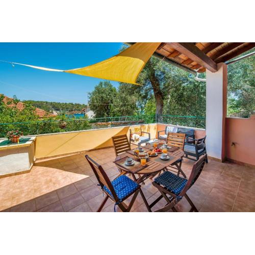 Katia Apartments