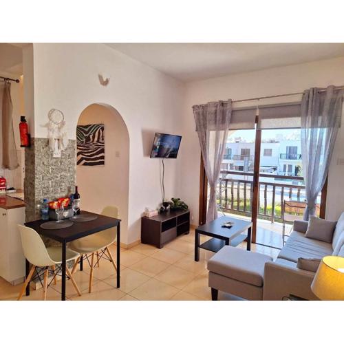 Kato Paphos Apt 400m To The Beach