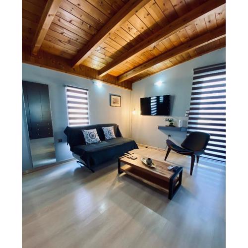 Keskos Luxury Apartment