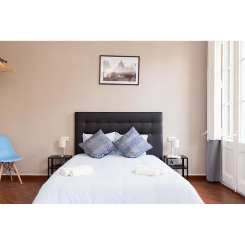 Key Barcelona HOUSING (Carrer Girona)