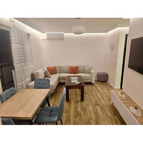 Kika Central Apartment