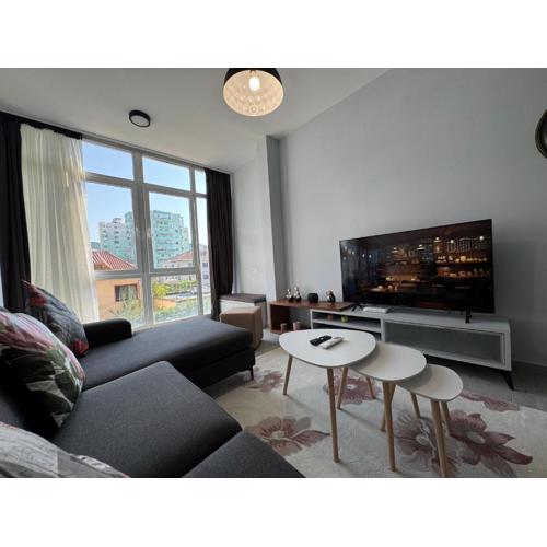 Kika Complex 2 Sunny Balcony Apartment