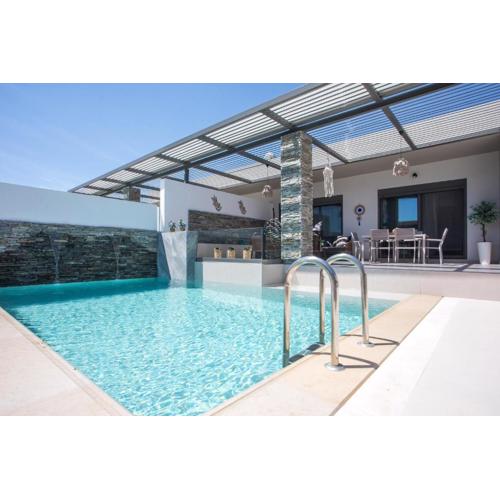 Kiki Luxury Villa