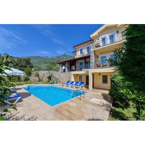 Kilic- 5 Bedroom Holiday Villa in Hisaronu