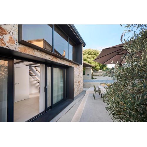 Kim Holiday Home