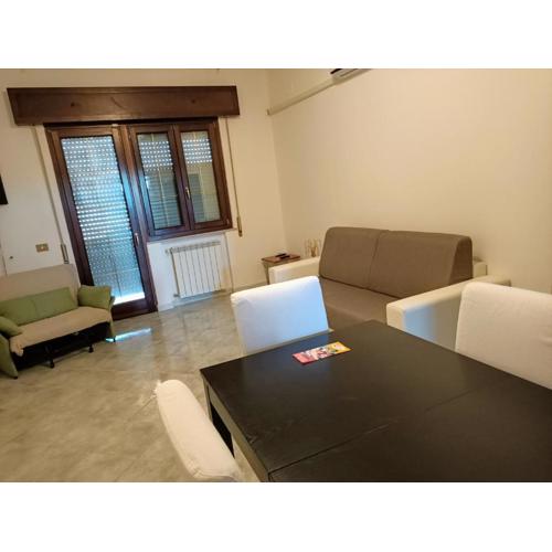 King Suite - Intera Suite vicino Aeroporto e Fiera di Roma