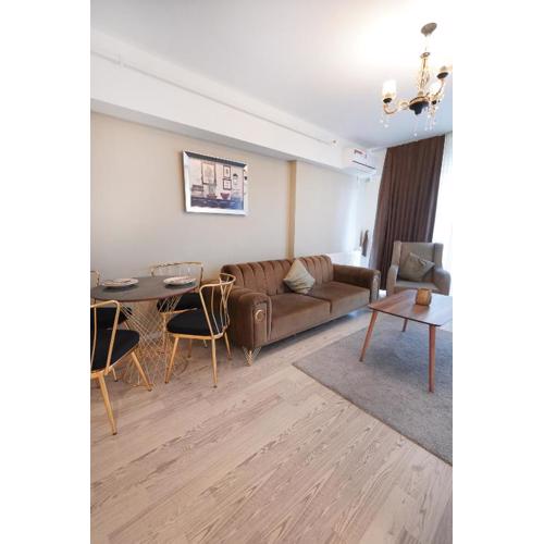 King Suite AM2