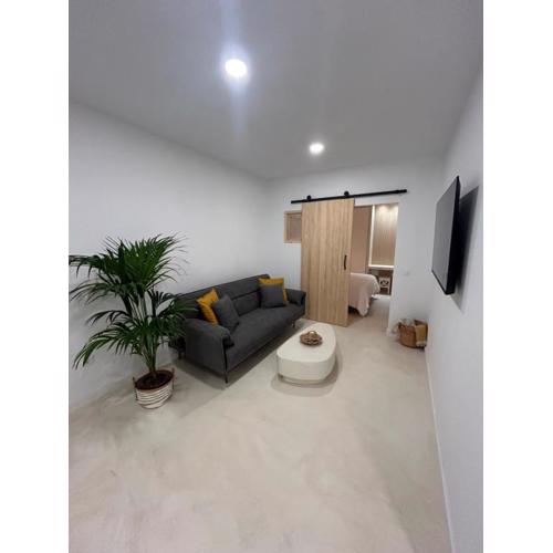 Kira Suite