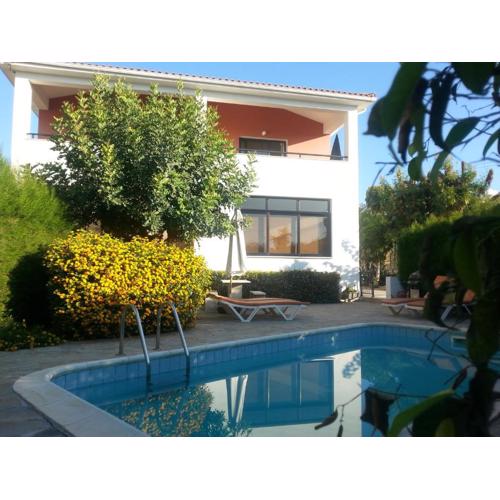 Kissonerga Apartment
