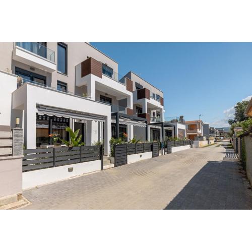 Kleoniki & Irida Residential Complexes