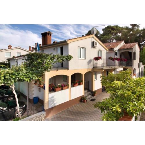 Klimatisierte Ferienwohnung Pineta 2 In Strandnähe