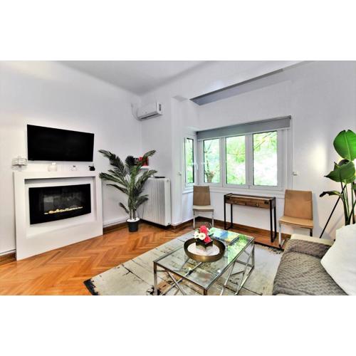 Kolonaki Jewel 1st floor feel like home properties