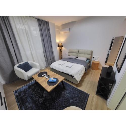 Kolonaki Studio