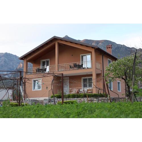 koman_lakeview_apartments