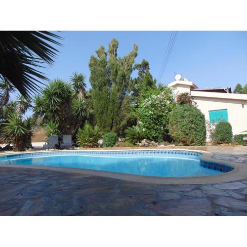 Konnos Villa