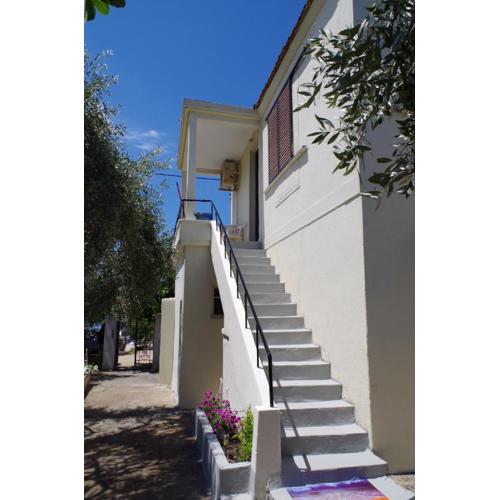 Konstantinos Apartment