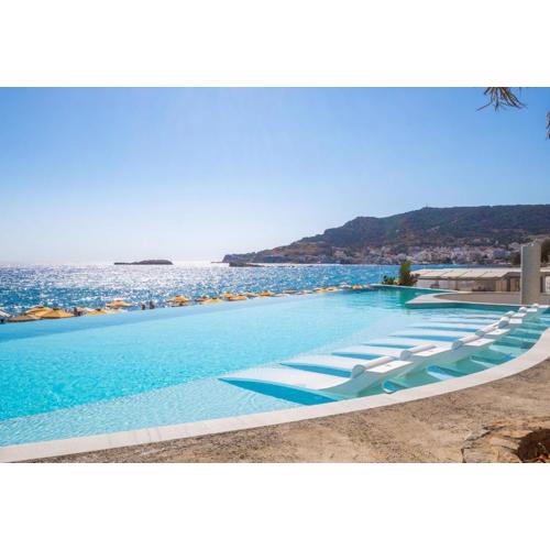 Konstantinos Palace