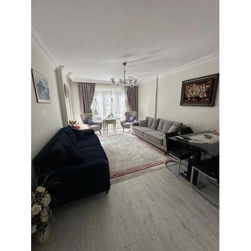Konyaaltı gürsu denize sıfır sahilde full eşyalı lüks daire