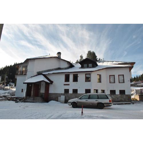 Kris Guesthouse