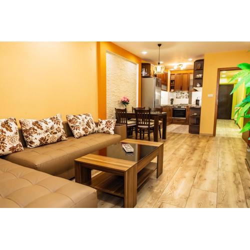 KRISSTY Apartment