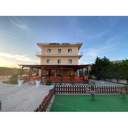 Kristal Hotel