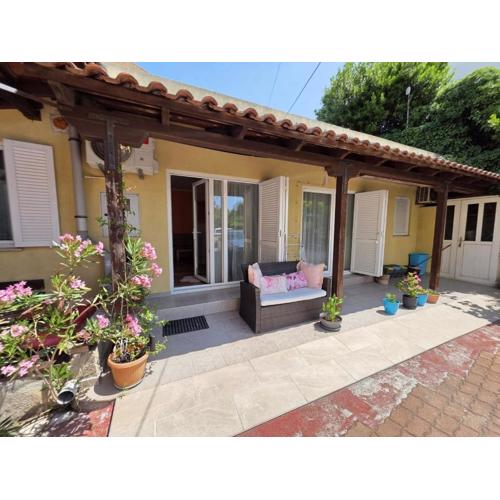 KRISTINA NV - Apartment 50 m from the beach
