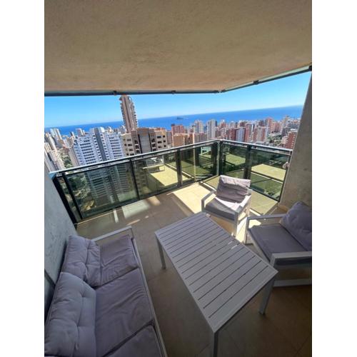 Kronos Apartment