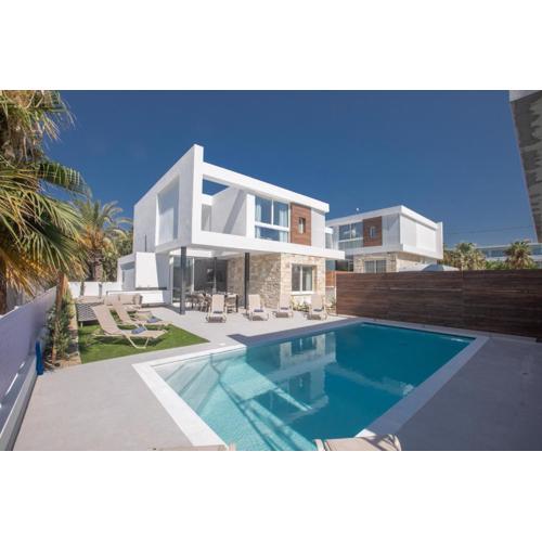 Kube Luxury Villas