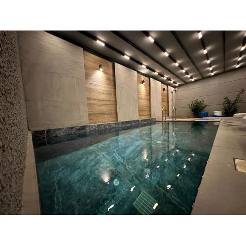 Kundu Villas Luxury Heated Pool