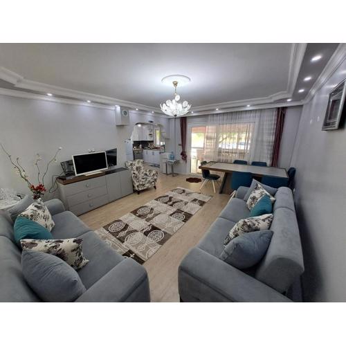 Kusadasi Deniz Yıldızı Sitesi Havuzlu