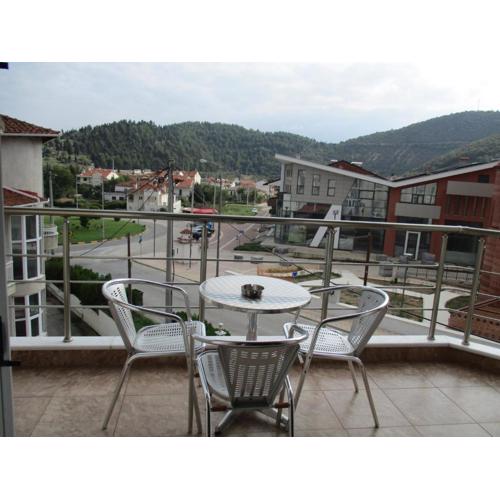 Kyknos De Luxe Suites & Rooms