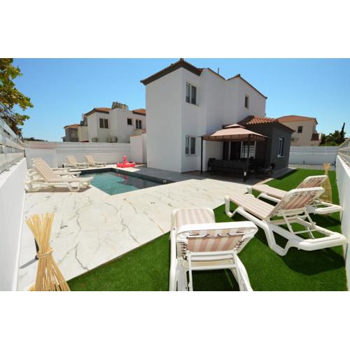 La Bella Nissi Villa