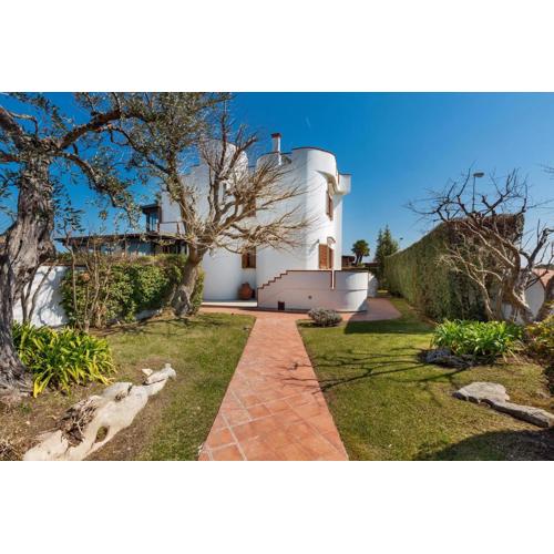 La Casa Bianca by BarbarHouse