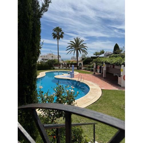 La Casa Bonita - Newly Renovated 2BR Apt with Private Terrace