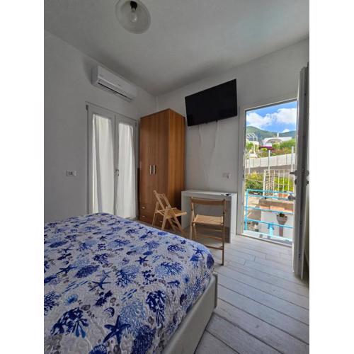 La casa di Giuliana primo piano con balcone
