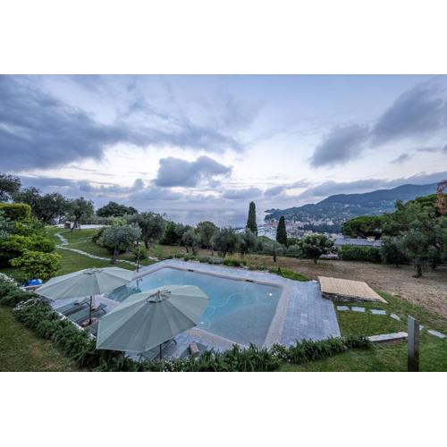 LA CASA DI PIETRA Piscina e Panorama da Sogno