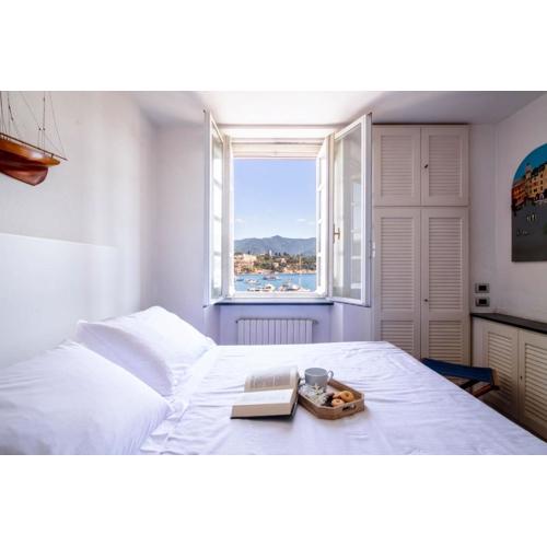 La Casa sul Porto by PortofinoHomes