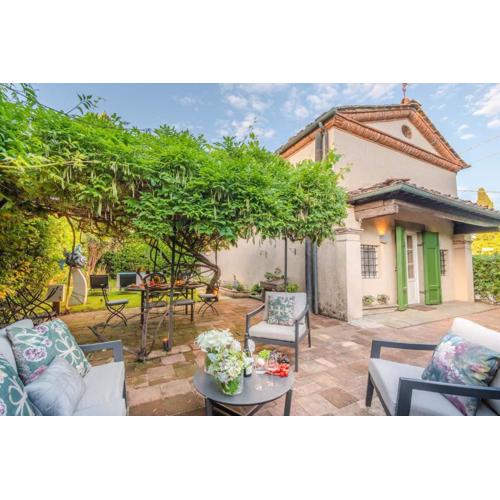 La Chiesetta a charming Church converted into Farmhouse with Pool