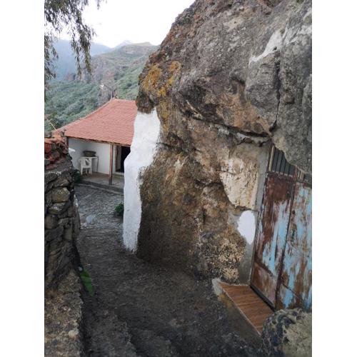 La Cueva Refugio