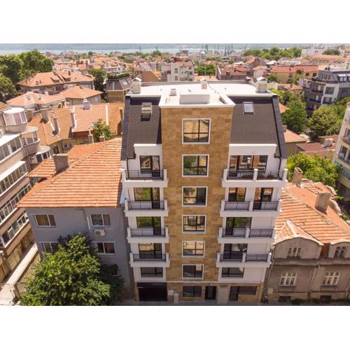 La Familia Apartments